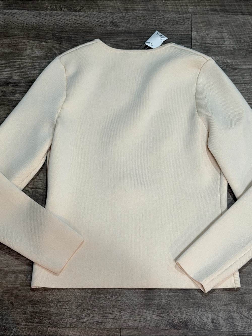 NWT. Zara Ivory Viscose Blend Tailored Knit Cardigan/Blazer. Size L - Picture 7 of 7